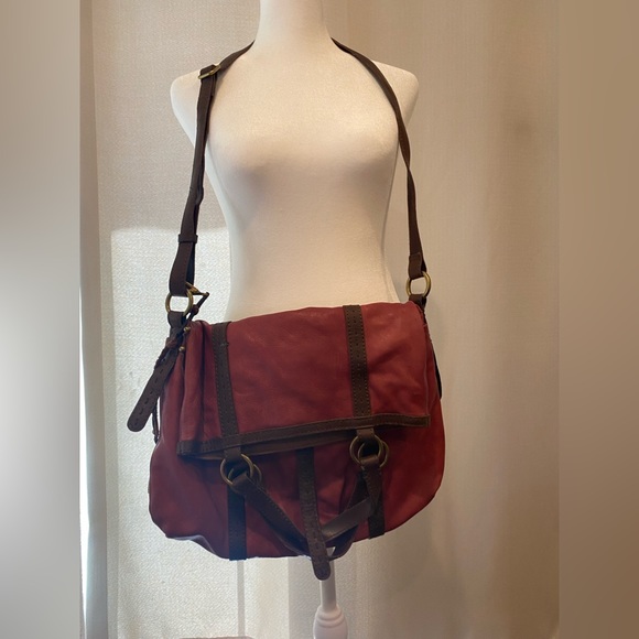 Lucky brand brown/burgundy shoulder satchel bag with stripped colored lining - Picture 11 of 12
